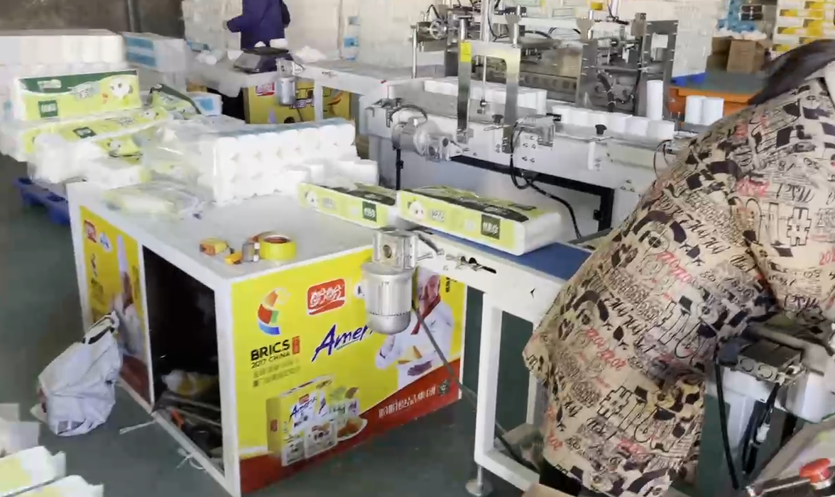 開一個小型衛(wèi)生紙加工廠需要多大面積的廠房和哪些設(shè)備？